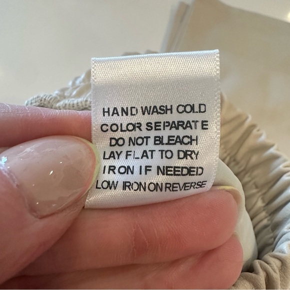 Lane 201 Women’s Cream Leather Joggers - Picture 12 of 14